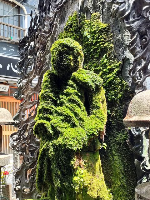 Osaka: Half-day Ultimate Highlights Guided Walking Tour - Doguyasuji and the Trade Streets: The Stuff Behind the Souvenirs