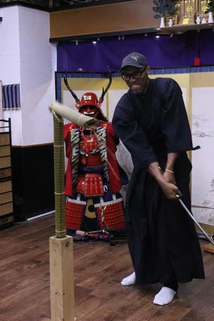 Osaka: Learn Bushido - Trial Slashing with Samurai Sword - Where Samurai Honor Is, and Why It’s Easy to Pair With Osaka Castle