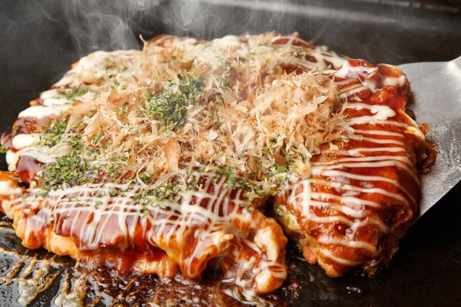 Osaka: Local Foodie Tour in Dotonbori and Shinsekai - Shinsekai at Night: Tsutenkaku, Jan-Jan Yokocho, and Billiken