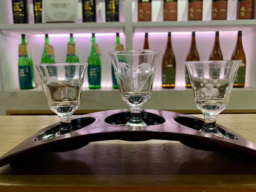 Osaka: Namba Pub Bar Crawl with a Local Guide - Stop 3 in American Village: whiskey tasting and cocktail energy