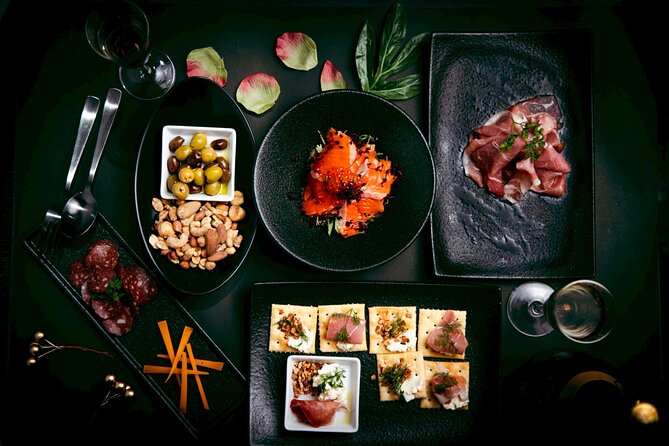 Osaka: PICCADILLY PREMIUM DINNER SHOW&NIGHTCLUB with Tasting - The One Stop That Matters: Dinner and the Show from the Same Seat