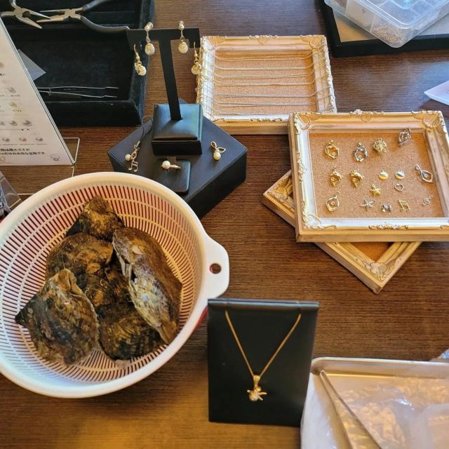 Osaka Shinsaibashi Pearl extraction experience - Group Setup and Language Limits, How to Enjoy It Anyway