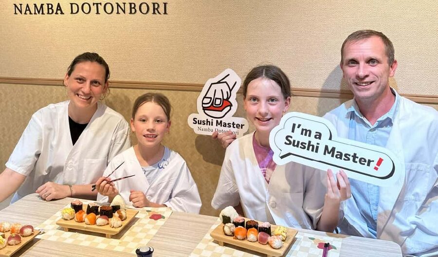 Osaka: Sushi Making in Spacious Studio (SAME-DAY OK!) - Classroom comfort, group vibe, and the value of “spacious”