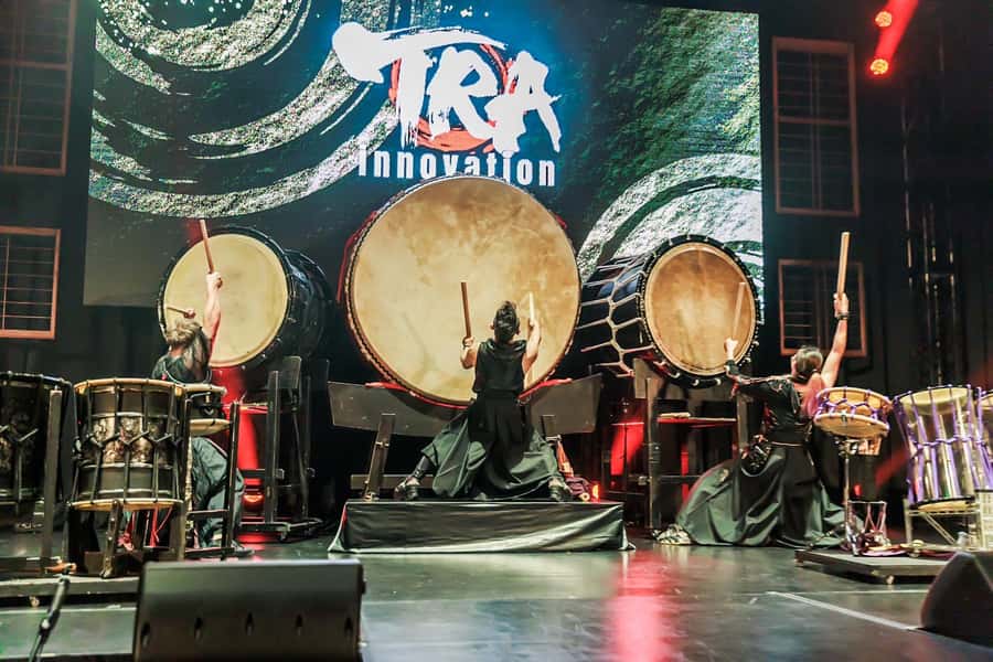 Osaka: UTAGE Japanese Taiko Live Show - Crowd Energy and the One-Song Participation Moment