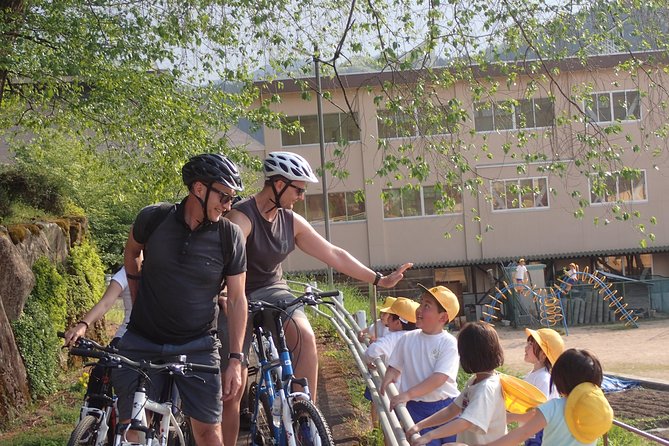 Private Afternoon Cycling Tour in Hida-Furukawa - Booking speed, and why your timing matters