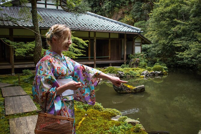 Private car tour Let's uncover secrets of majestic Kyoto history - Stop 2: Kennin-ji Temple, plus the fun of the name you hear on the day