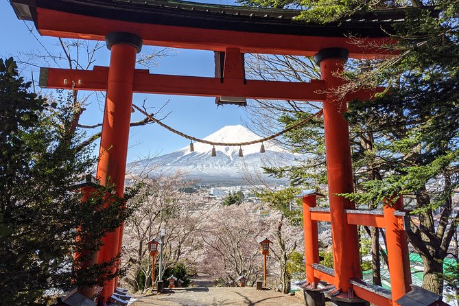 Private Car Tour to Mt. Fuji Lake Kawaguchiko or Hakone - Arakura Sengen Shrine and the Chureito Pagoda: classic Fuji, done right