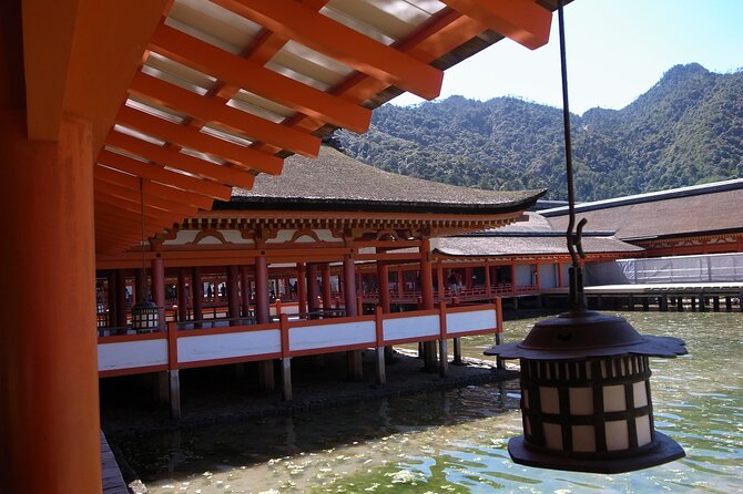 Private Full Day Hiroshima Tour - Itsukushima Shrine and Miyajima: the floating torii experience