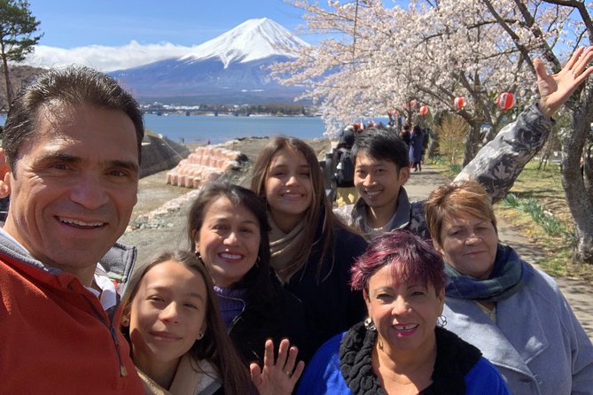 Private guided hidden gems tour by local English speaking driver - Meet Taka, the English-Speaking Guide Behind the Smooth Day