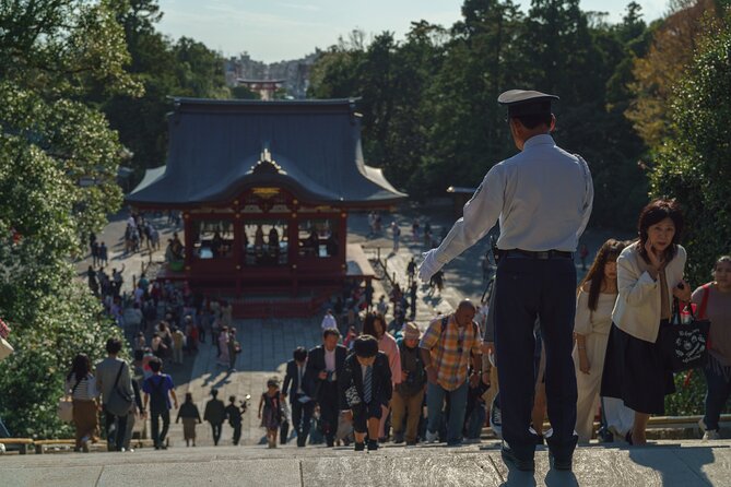 Private Kamakura plus Yokohama Tour - English Speaking Driver - Hase-dera for the big wooden Kannon statue