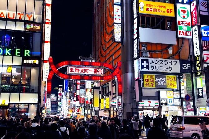 [Private]Shinjuku Golden Gai Bar Hopping w/ Japanese Local Guide - The Route: From JR Shinjuku East Exit to Micro-Bars
