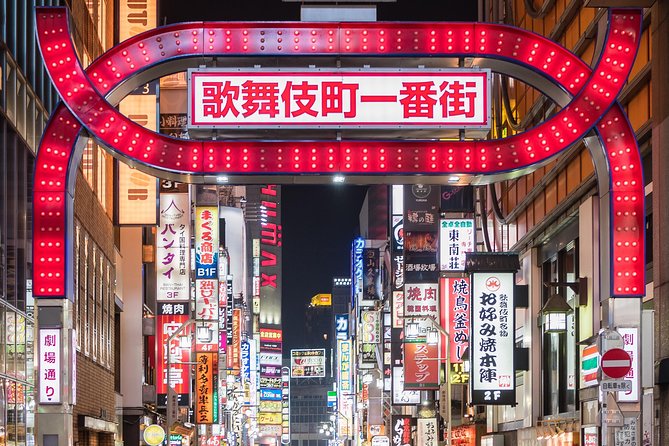 Private Shinjuku Nightlife Walking Tour & Golden-Gai Bar Crawl - Golden Gai: Tiny Bars, Ticket Reality, and the Local-Style Flow