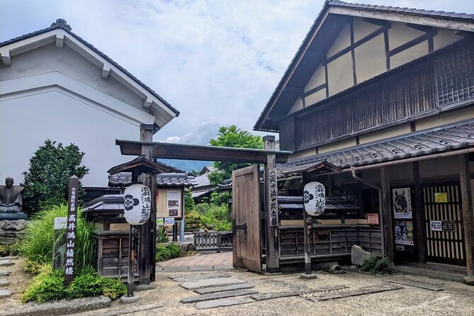 Private Snow Monkey Tour - Conveniently Resort Hop and Sightsee - Zenko-ji Temple: A Major Cultural Stop With Real Historical Weight