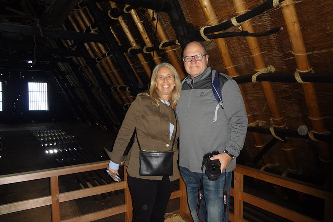 Private Tour of Shirakawago and Gokayama from Kanazawa - Stop 2: Shirakawa-go historic village and the pedestrian bridge moment