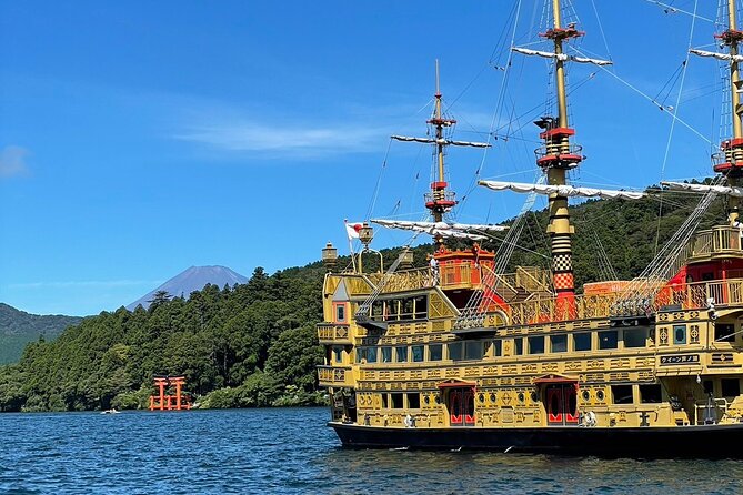 Private Tour to Mt Fuji and Hakone with English Speaking Driver - Lake Ashinoko Pirate Ship Cruise and the Torii View