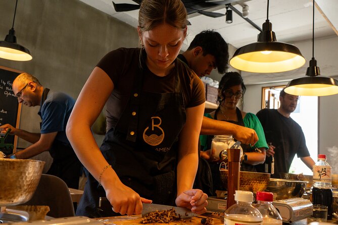 Professional Ramen & Gyoza with Ramen Chef in a restaurant! - Broth Choice and Building Restaurant-Style Flavor
