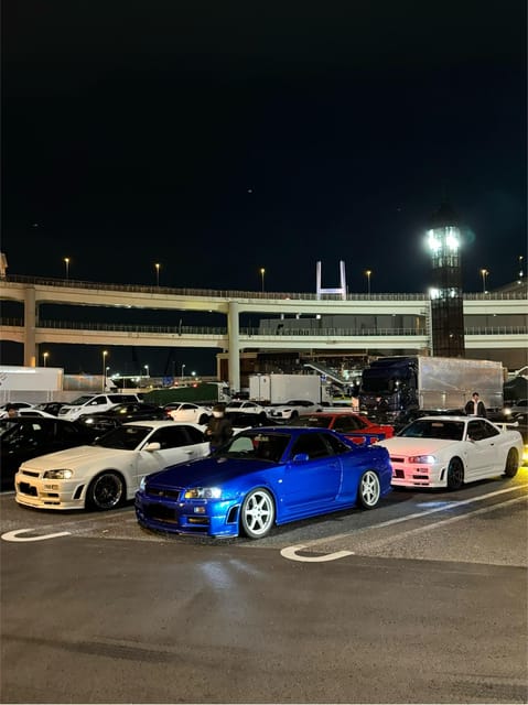 【R34】Tokyo：Private Daikoku tour in Modified R34 - Autobacs Shinonome: a practical warm-up stop for car people