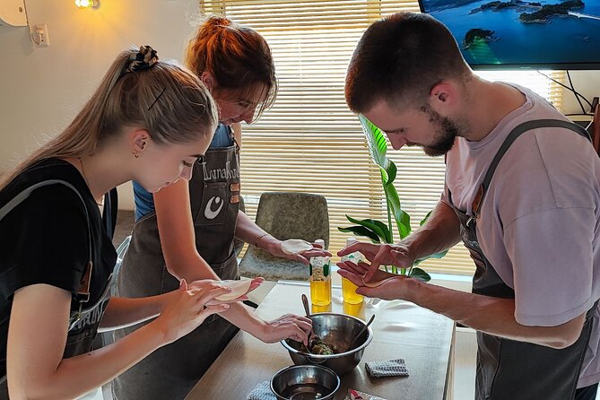 Ramen & Dumpling Cooking in Tokyo with Chef/Vegan possible - Location vibes: a residential Tokyo experience, not a tourist stage