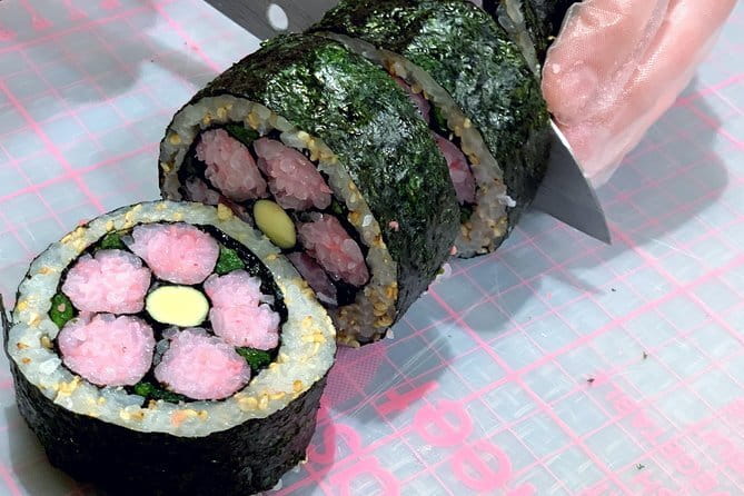 Ramen Gyoza Onigiri Japanese Cooking Class in Kyoto - Vegetarian menu option: tofu swap without extra complications