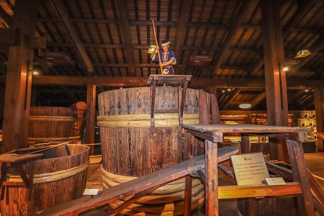 Sake Brewery and Japanese Life Experience Tour in Kobe - Meet at Kobe Sannomiya, finish nearby, and plan your walk