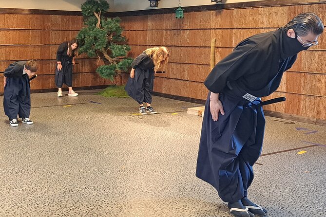 Samurai Sword Experience (Family Friendly)at SAMURAI MUSEUM KYOTO - Practical tips to help your session go smoothly