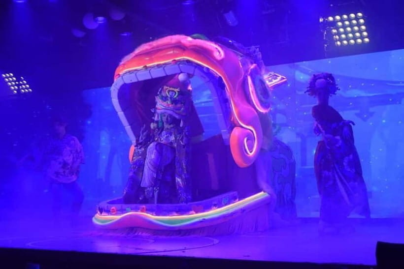 Samurai themed Entertainment show in Shinjuku - Performance style: traditional samurai vibes, turned into modern spectacle
