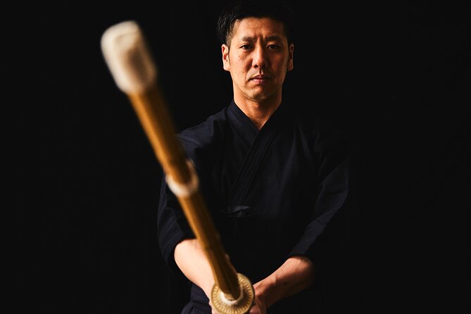 Samurai Training Experience KENDO in Osaka - Training the Basics: Strikes, Footwork, and Coach Feedback