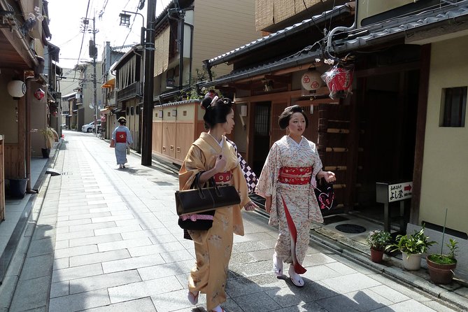 Secret Eastern Kyoto Biking Adventure - Tatsumi Bridge: A Photo Stop That Doesn’t Eat Your Time
