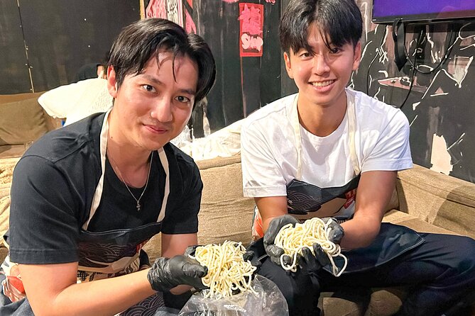 Shibuya: Ramen Dojo Tokyo | Make All 3 (Tonkotsu/Shoyu/Miso) - Small-group coaching: how you get real attention
