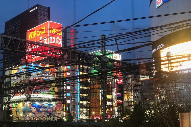 Shinjuku Golden Gai Food Tour - Hanazono Shrine stop, a calm pause in the middle of noise