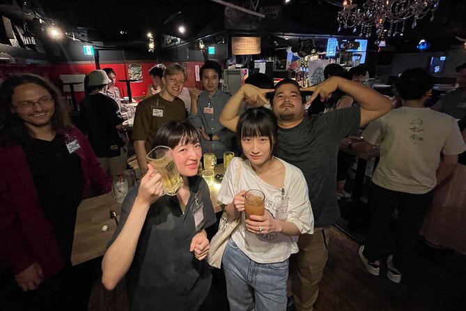 Shinjuku Locals &Traveller Meet&Drink Experience Solo going Party - The 19:30 Sign-Up Window, Wristbands, and Your First Order