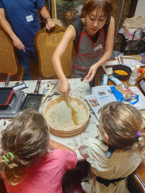 Shinjuku Tokyo: Authentic Japanese Home-Style Culinary Class - Key things that make this Shinjuku Japanese home-cooking class worth your time