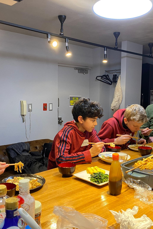 Shinjuku Tokyo: Authentic Japanese Home-Style Culinary Class - How dietary needs and allergies are handled in a real, practical way