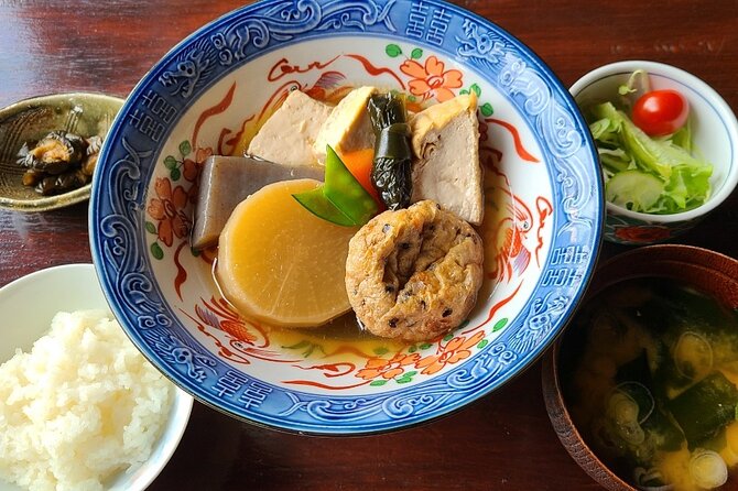 Shirakawago & Takayama Bus Tour from Nagoya w/Optional Lunch - Winter Road Closures: Gujo Hachiman as the Backup Plan
