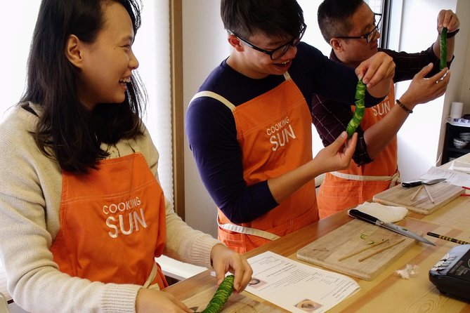 Small-Group Wagyu Beef and 7 Japanese Dishes Tokyo Cooking Class - Your Wagyu kaiseki-style lunch starts with dashi