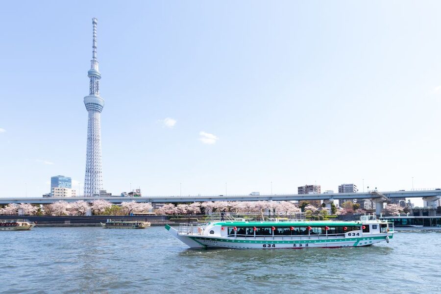 Sumida River: Japanese Traditional Yakatabune Dinner Cruise - The full course dinner: about 14 dishes, served with care