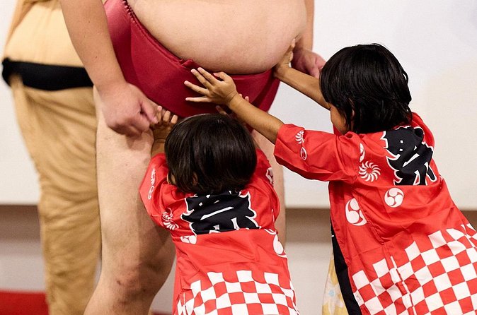 【SUMO FESTIVAL】Tokyo Ginza: Sumo Show & Photo Experience - The MC in English (and how it shapes your experience)