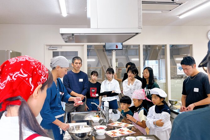 Sushi Making Experience Class in Naha Makishi Public Market - The market tour portion, what you will actually do