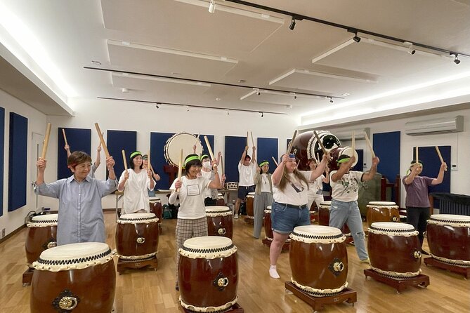 TAIKO, Japanese Drum Experience from Kyoto - First stop at the studio: history, Hachimaki, and your dress-up moment