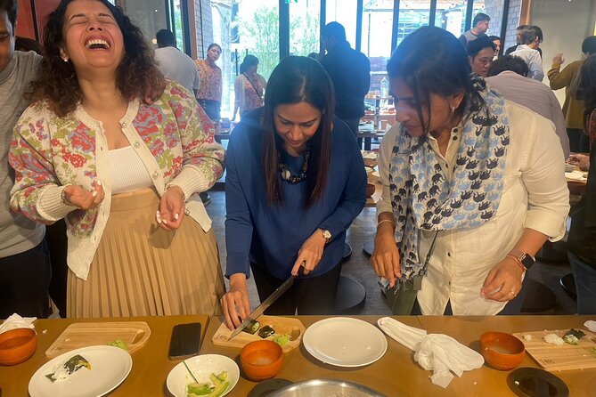 Taisho Sushi Making Class in Tokyo - Gunkan and Nori Details: Rolling Like a Chef