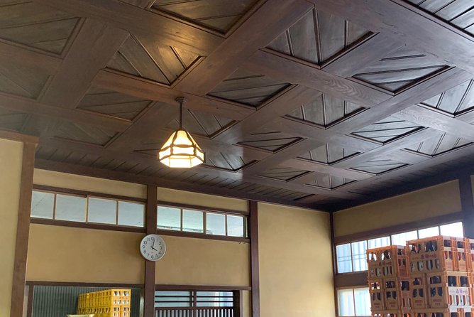 Takayama: Authentic Sake Tasting at a Historic Brewery - English Q&A, Group Size, and the Real Personality Factor