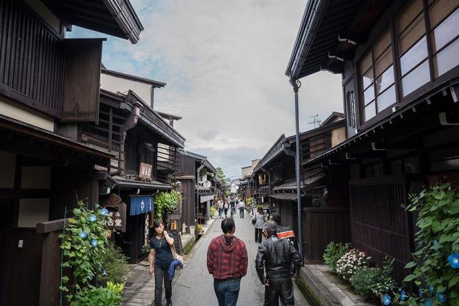 Takayama Half-Day Private Tour with Government Licensed Guide - Takayama Jinya: why shoguns cared about timber