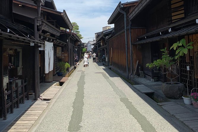Takayama Old Town Walking Tour with Local Guide - Key Things I’d Watch For