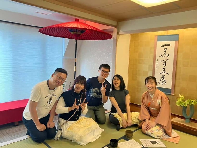 Tea ceremony experience in Japanese-style room 60min - Watching the demonstration, with real context behind the tools