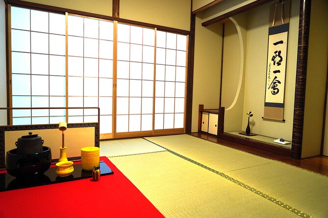 Tea Ceremony Workshop in Tokyo by the Experienced Instrucor - Usucha Hands-On Lesson: Make Thin Matcha with Thick Foam