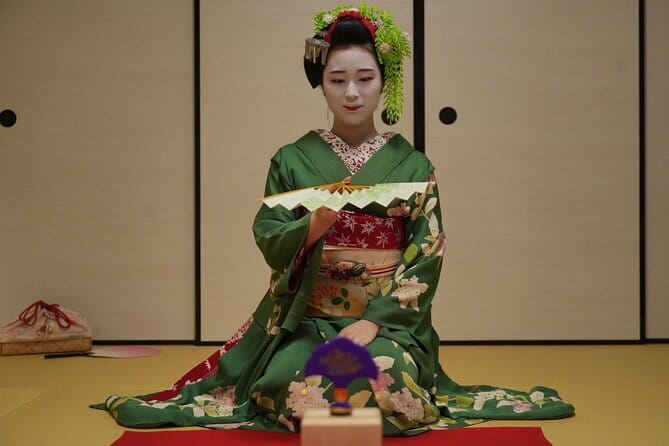 The Art of Geisha: Exclusive Show & Gion Walking Tour - Why This Gion Geisha Show Feels Different Than Usual