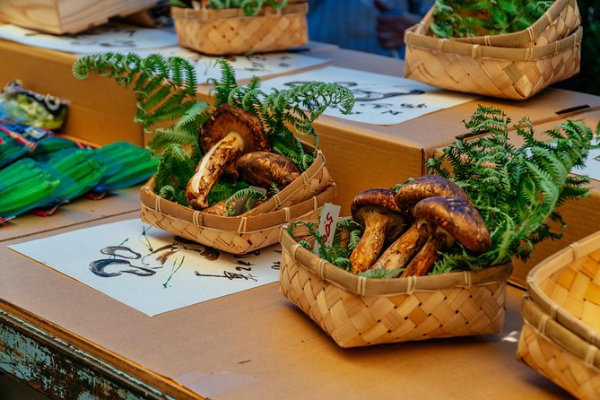 The Award-Winning PRIVATE Food Tour of Kyoto: The 10 Tastings - Meet-up spot in central Kyoto, and how the timing works