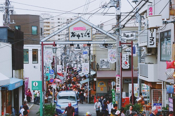 The Old Quarter of Tokyo - Yanaka Walking Tour - Enju-ji Temple: wishes for strong legs