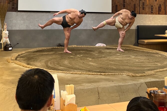 the SUMO show with Dinner - Seating, Shared Tables, and the View Reality Check