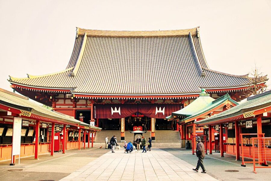 Tokyo: 1-Day Private Customizable Tour by Car - Asakusa first: Tsukiji Outer Market, Senso-ji, and Nakamise snacks